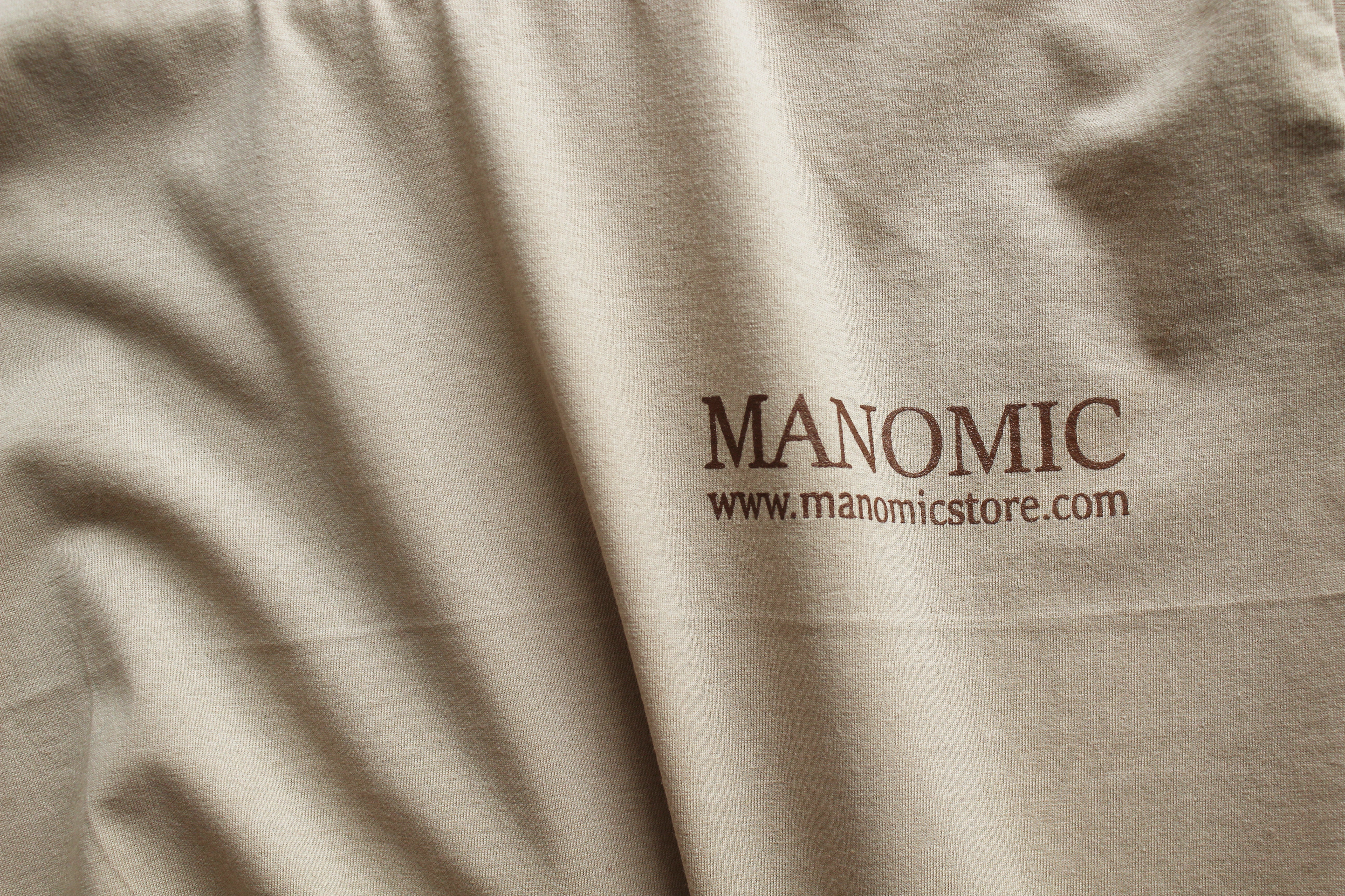 Manomic Basic Tshirt